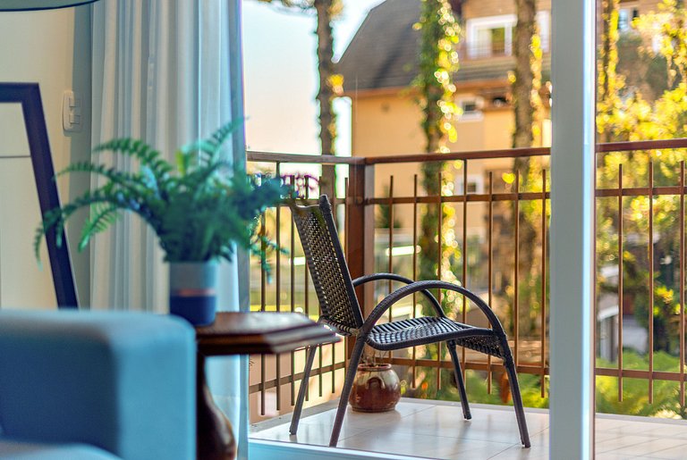 Apto LINDO com lareira, piscina aquecida e jacuzzi