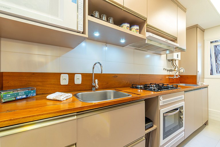 Apto LINDO com lareira, piscina aquecida e jacuzzi