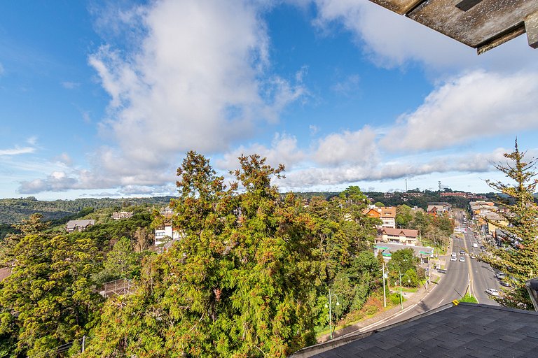 3 Suítes com Vista a 350m da Rua Coberta