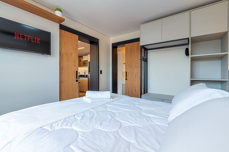 2 Quartos a 300m da Rua Coberta | Lado Hard Rock