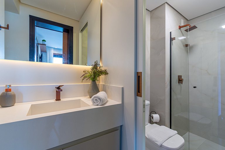 2 Quartos a 300m da Rua Coberta | Lado Hard Rock