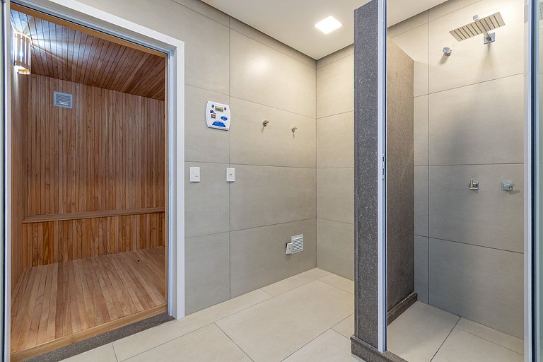 Alto Padrão em condomínio Clube com Piscina